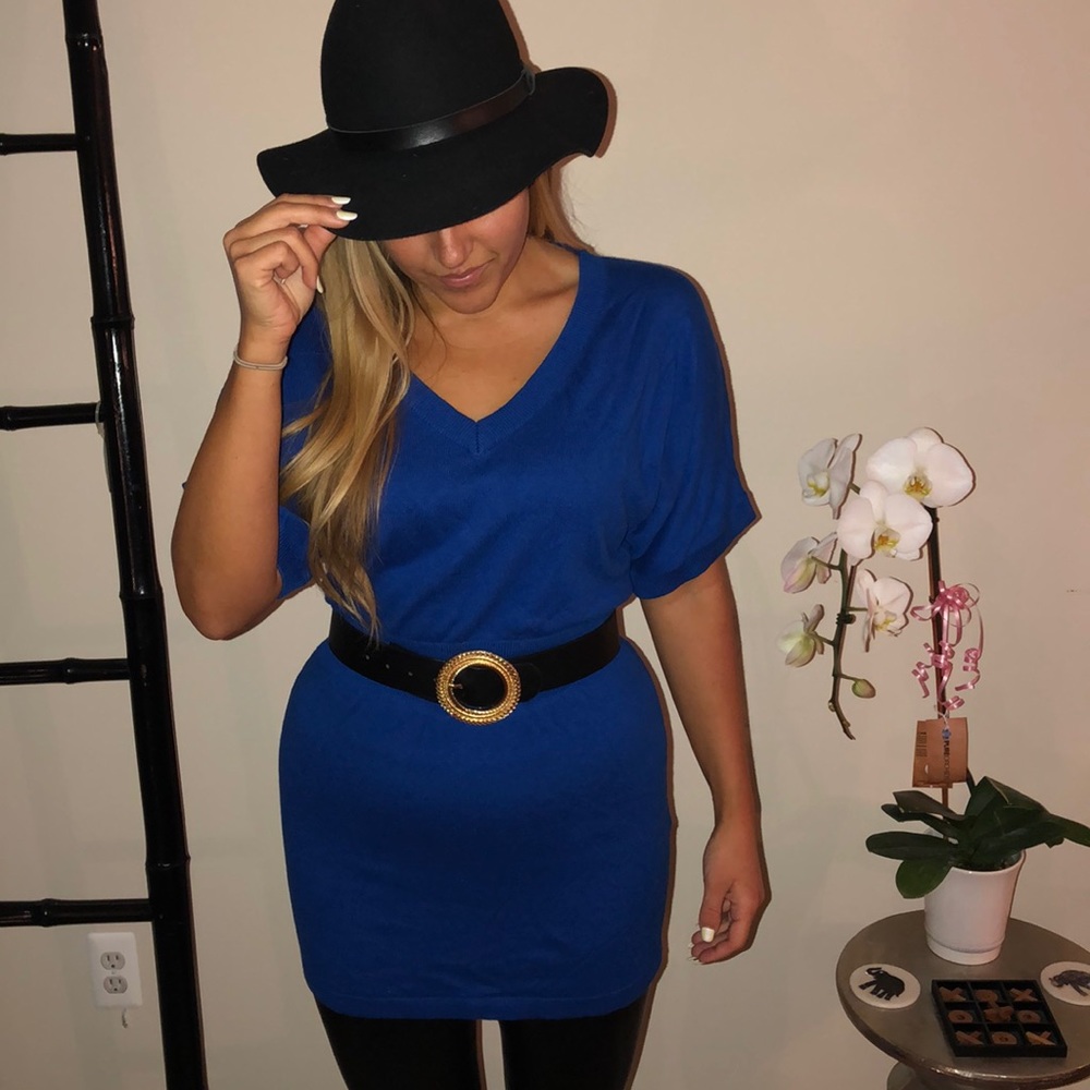 Royal blue 3/4 sleeve tunic sweater